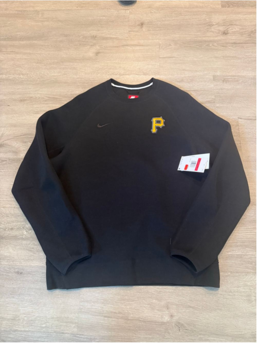 Men's Nike Tech Pittsburgh Pirates Sweatshirt Size L